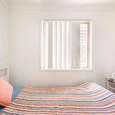 Room With Separate Bath In Shared Homestay Redcliffe Eksteriør billede