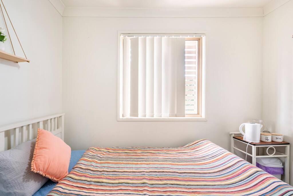 Room With Separate Bath In Shared Homestay Redcliffe Eksteriør billede